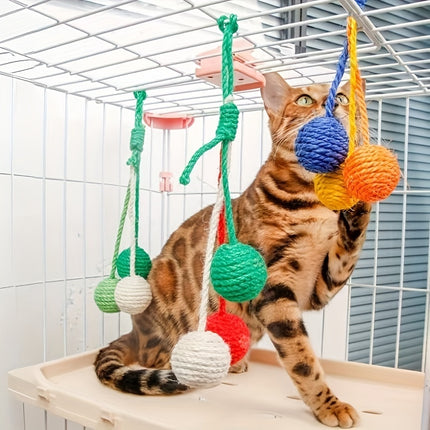 Cat Scratcher Sisal Rope Ball Toy – Chewable, Rolling & Interactive Play for Kittens & Small Pets
