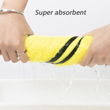 Quick-Dry Microfiber Dog Towels – Super Absorbent Pet Bath Towel for Dogs & Cats (Yellow)